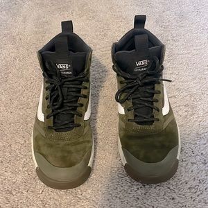 Vans UltraRange Hi DL Mte Shoes